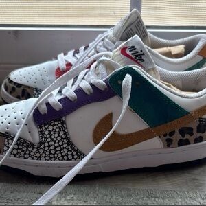 Nike Dunk Low SE "Safari Mix" sneakers Size 8.5 women’s
